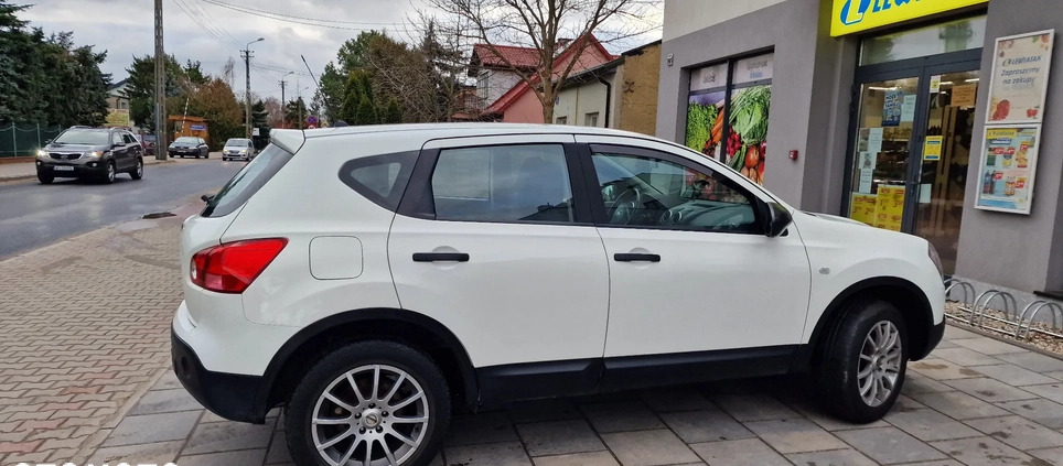 Nissan Qashqai cena 24500 przebieg: 236500, rok produkcji 2009 z Pułtusk małe 79